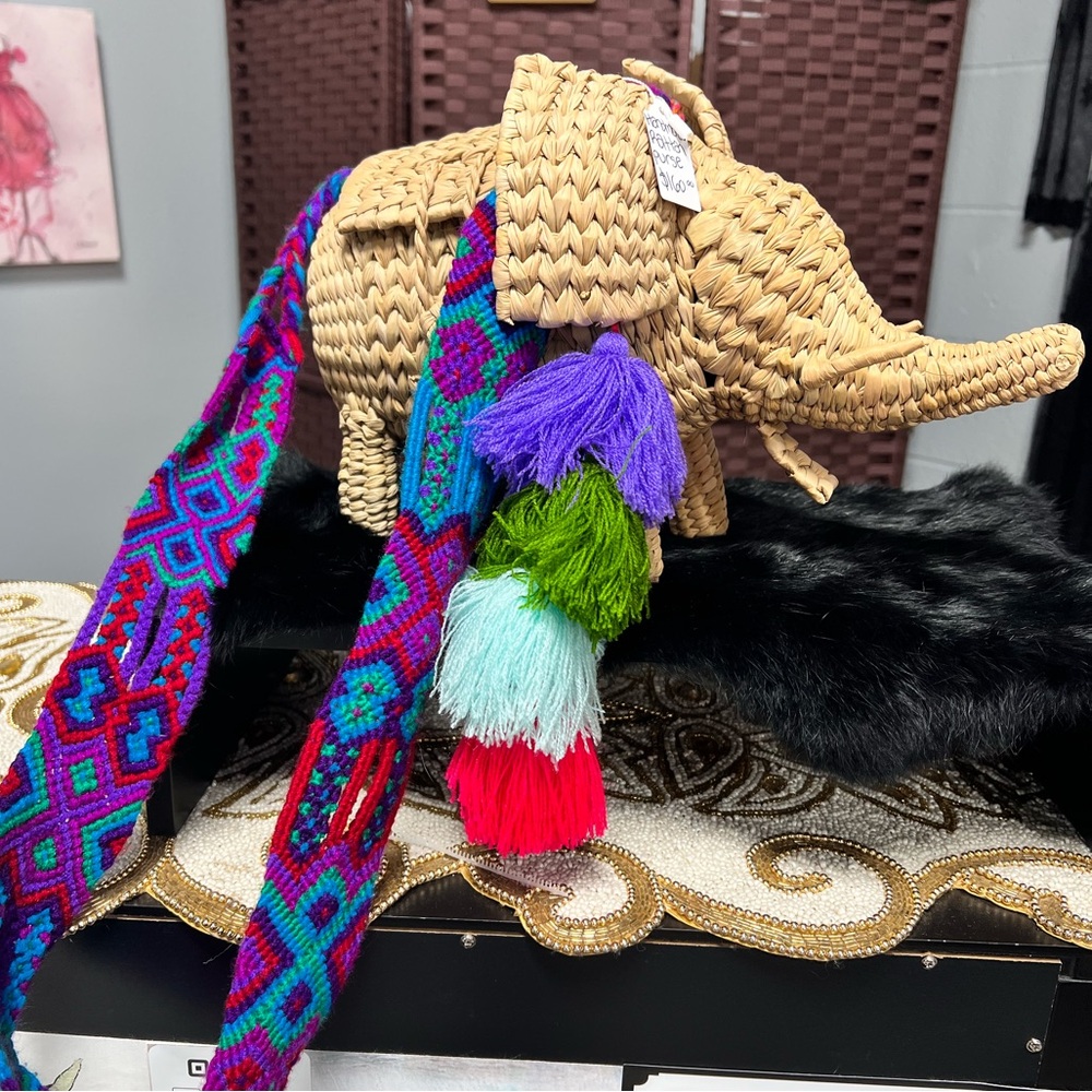 Boho Rattan Wicker Elephant Purse Bag